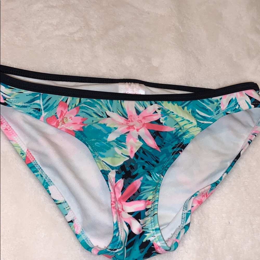 Xhilaration bikini bottom